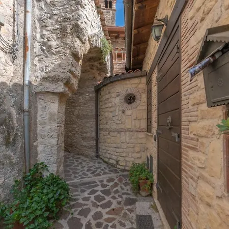 Letizia House Panoramic View Apartment Colle di Tora